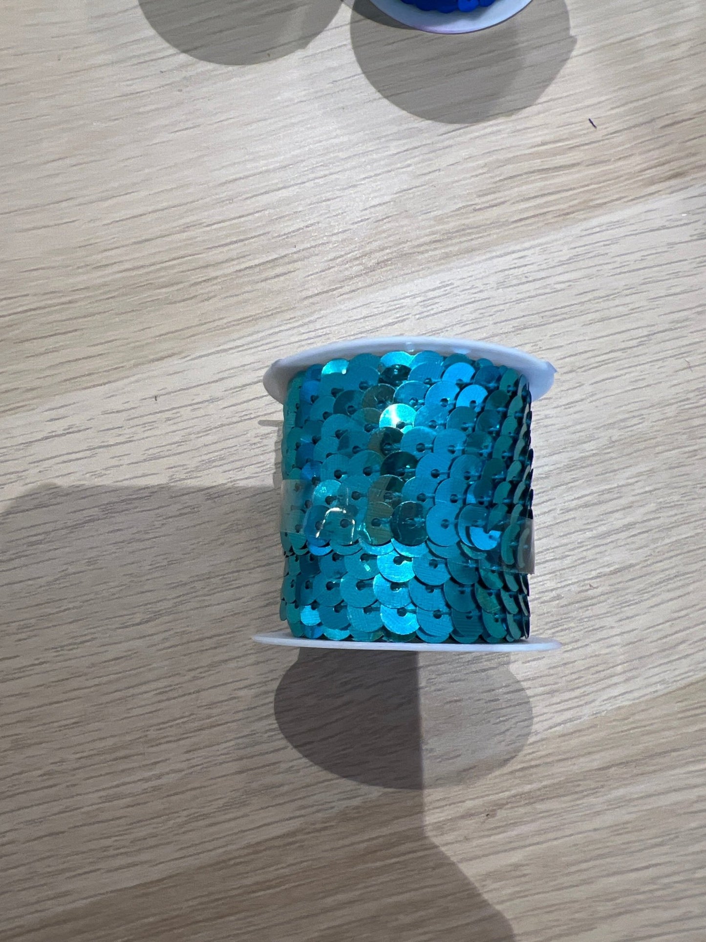 5mm sequins - Violet Elizabeth - Haberdashery