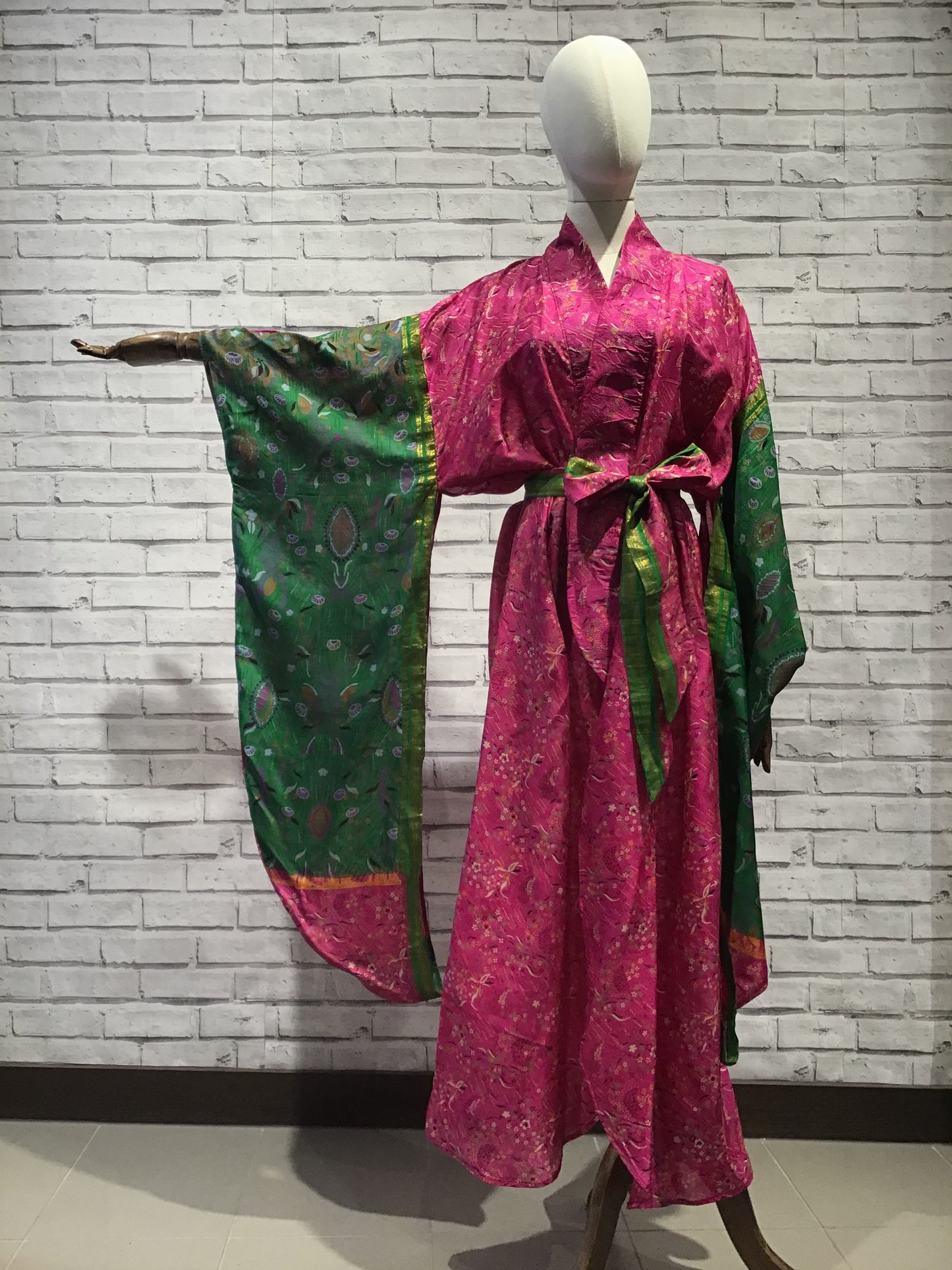 Generic Kimono 8 - Violet Elizabeth