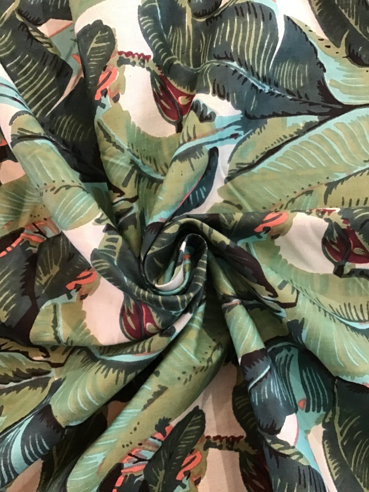 Banana leaf Screen Printed Fabric 100% Cotton - Violet Elizabeth - Haberdashery