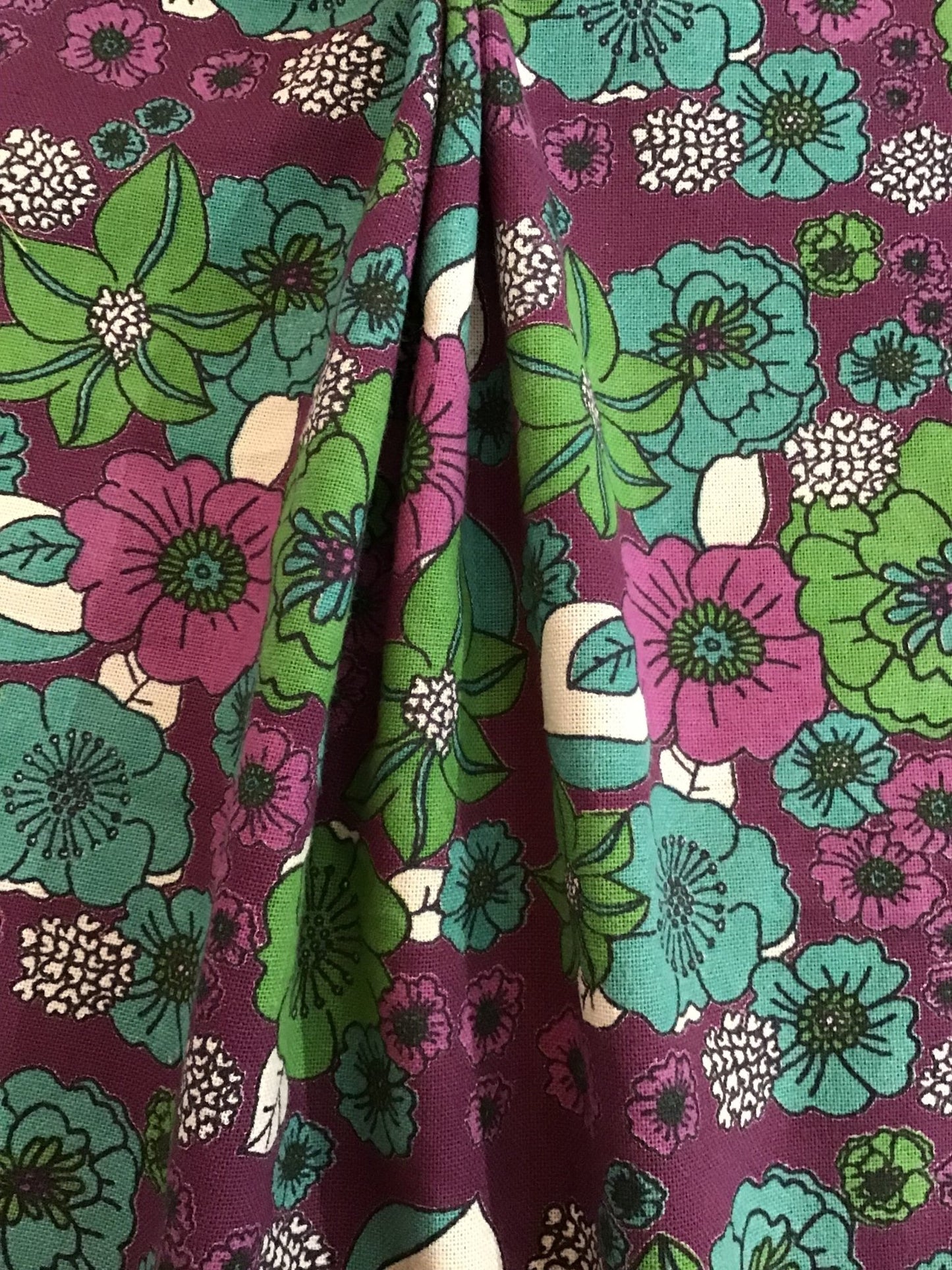 Botanical Screen Printed Sheeting - Violet Elizabeth - Haberdashery