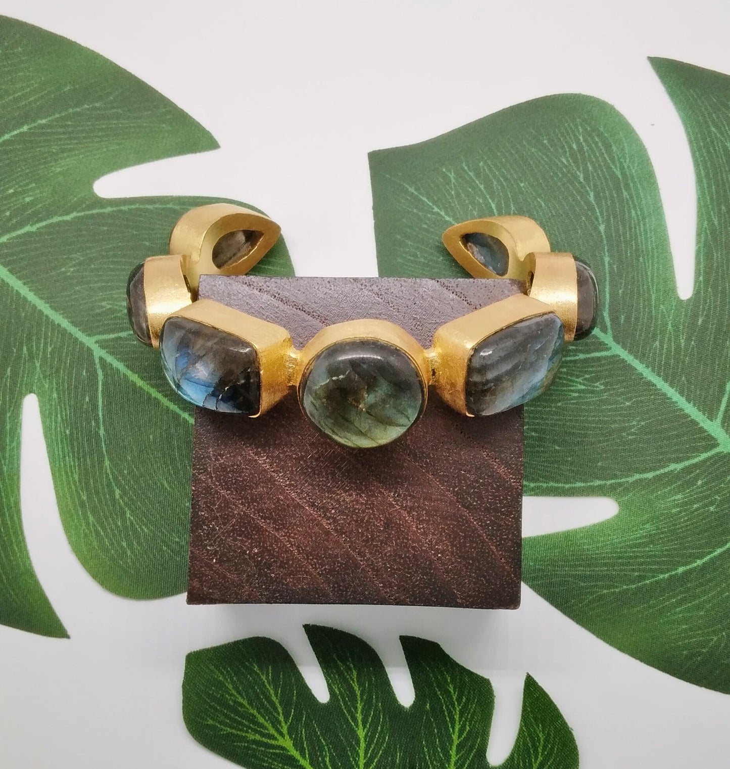 Bound Labradorite Bracelet - Violet Elizabeth - Jewellery