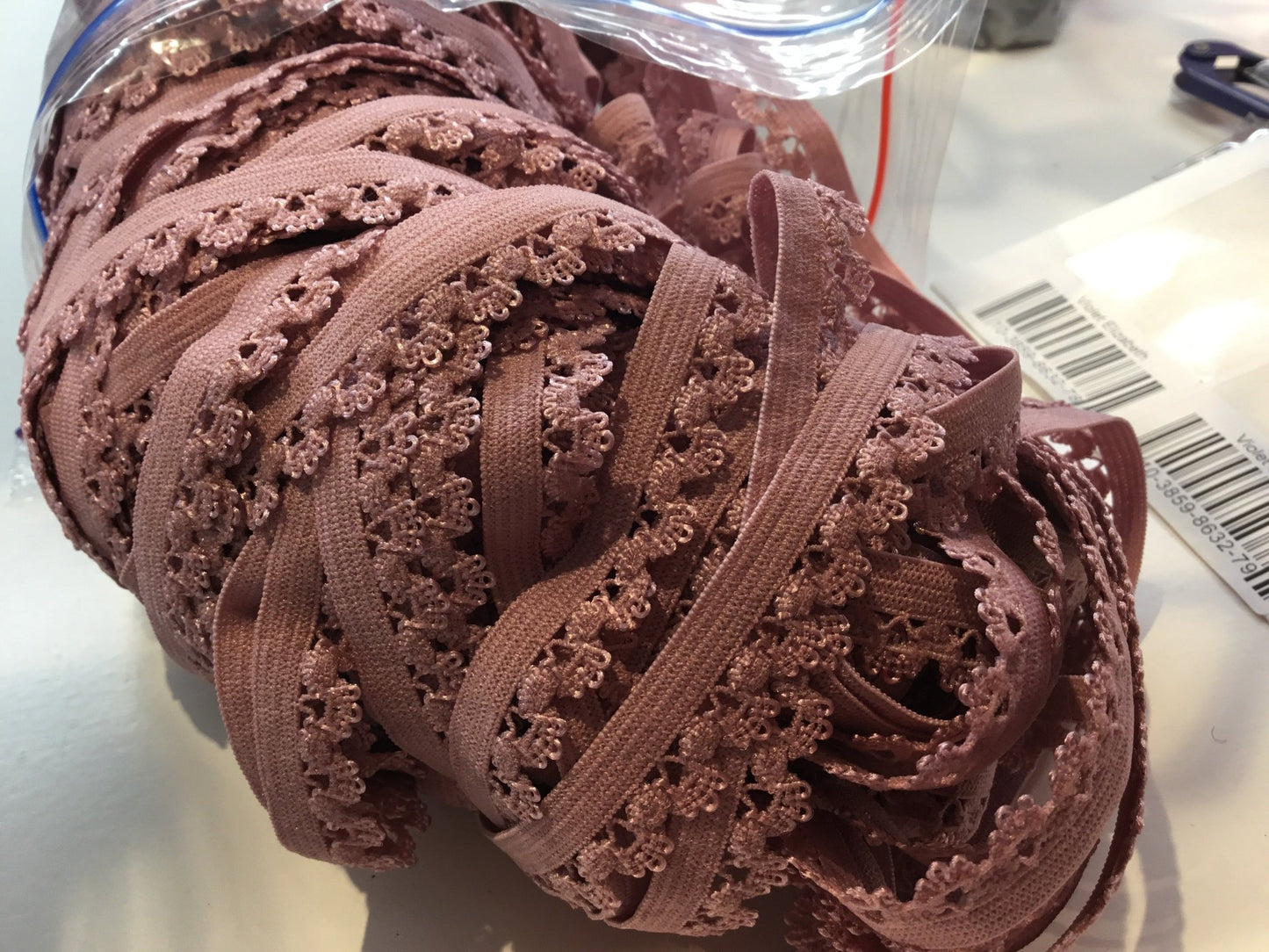 Elastic: Dusty rose made for knickers 12mm inc.patterened edge - Violet Elizabeth - Haberdashery