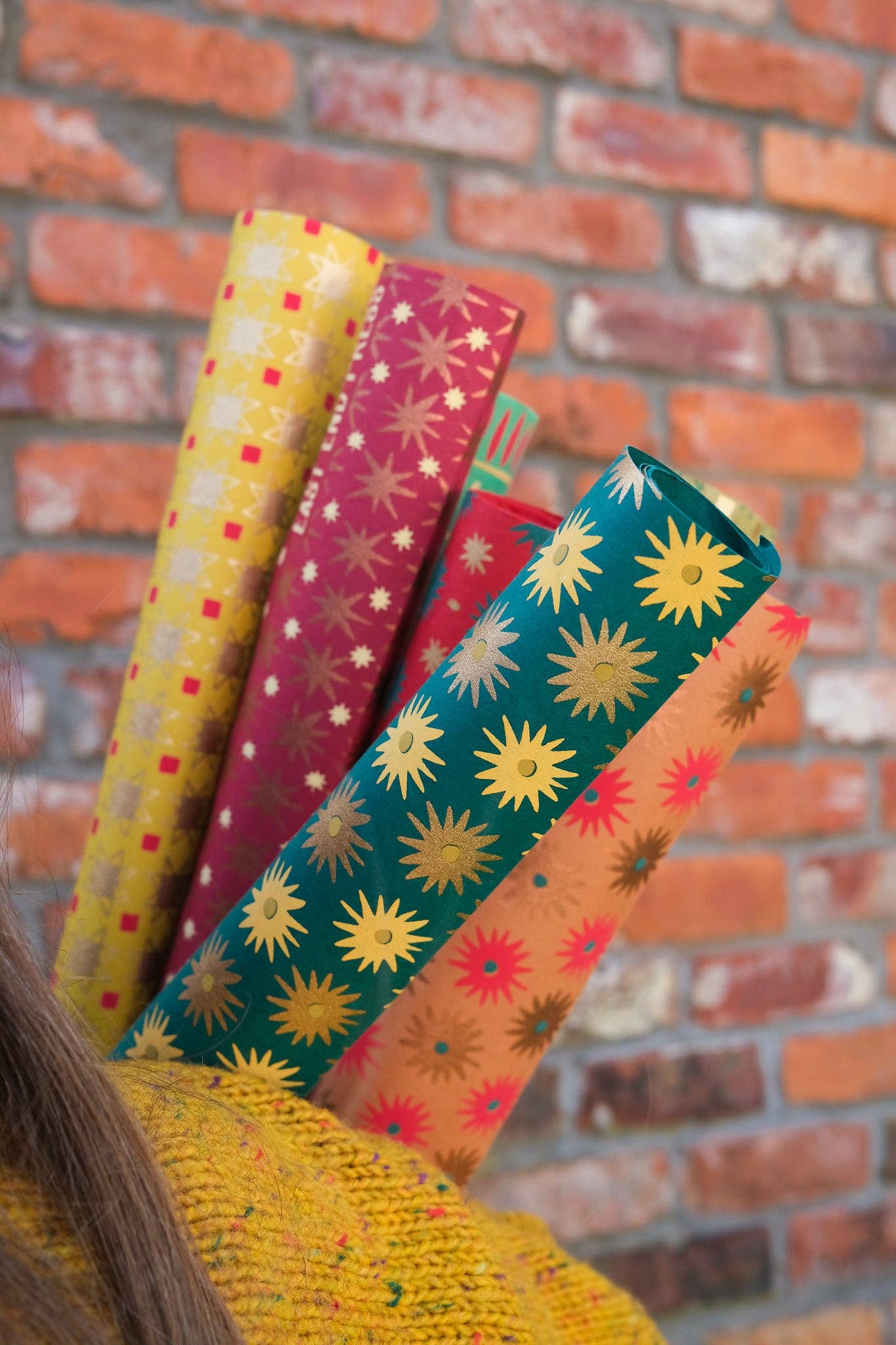 Festive Gift Wrap: Emerald Stars - Violet Elizabeth -
