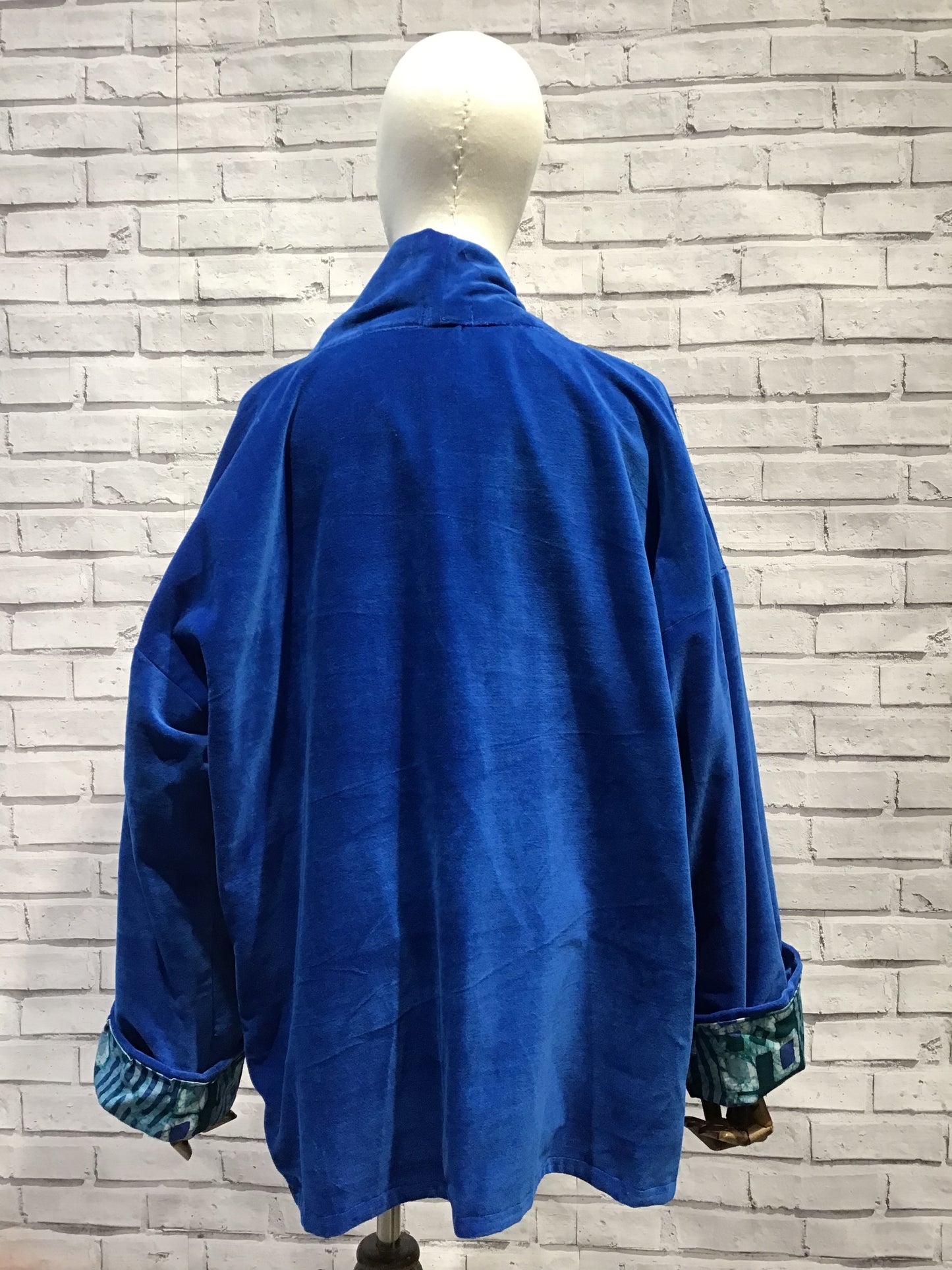 Crystalline Lagoon Velvet Jacket - Violet Elizabeth