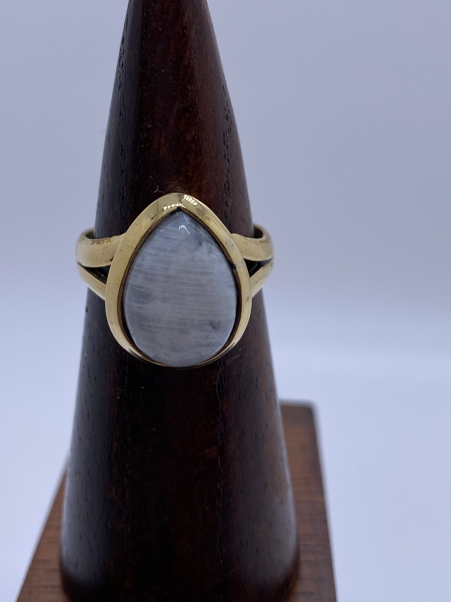 Jennifers Gem - Violet Elizabeth