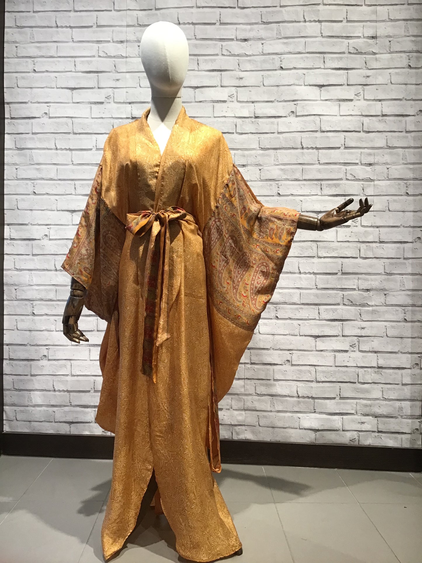 The silk Golden Temple Kimono - Violet Elizabeth