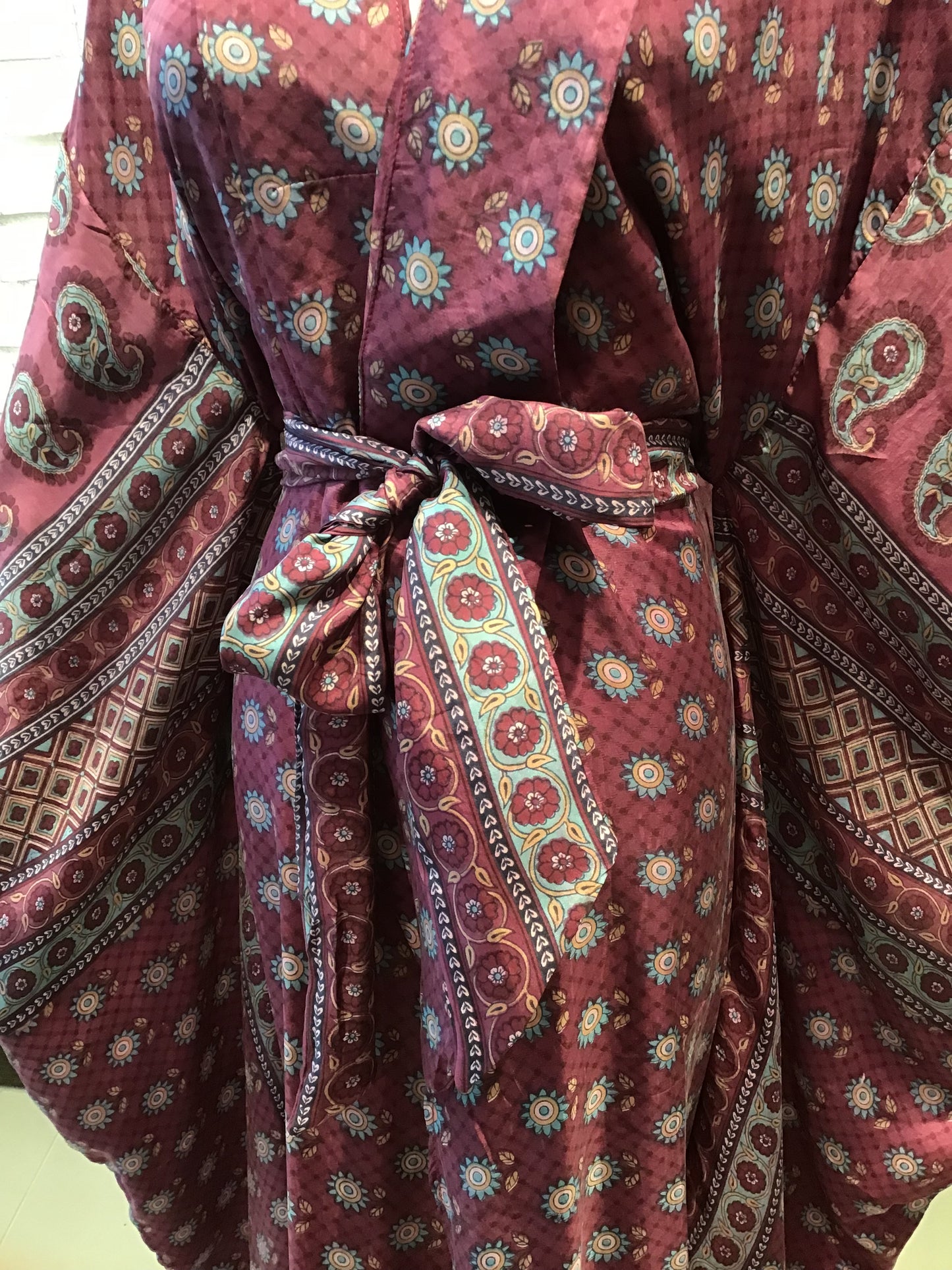 The Mulberry tree silk kimono - Violet Elizabeth