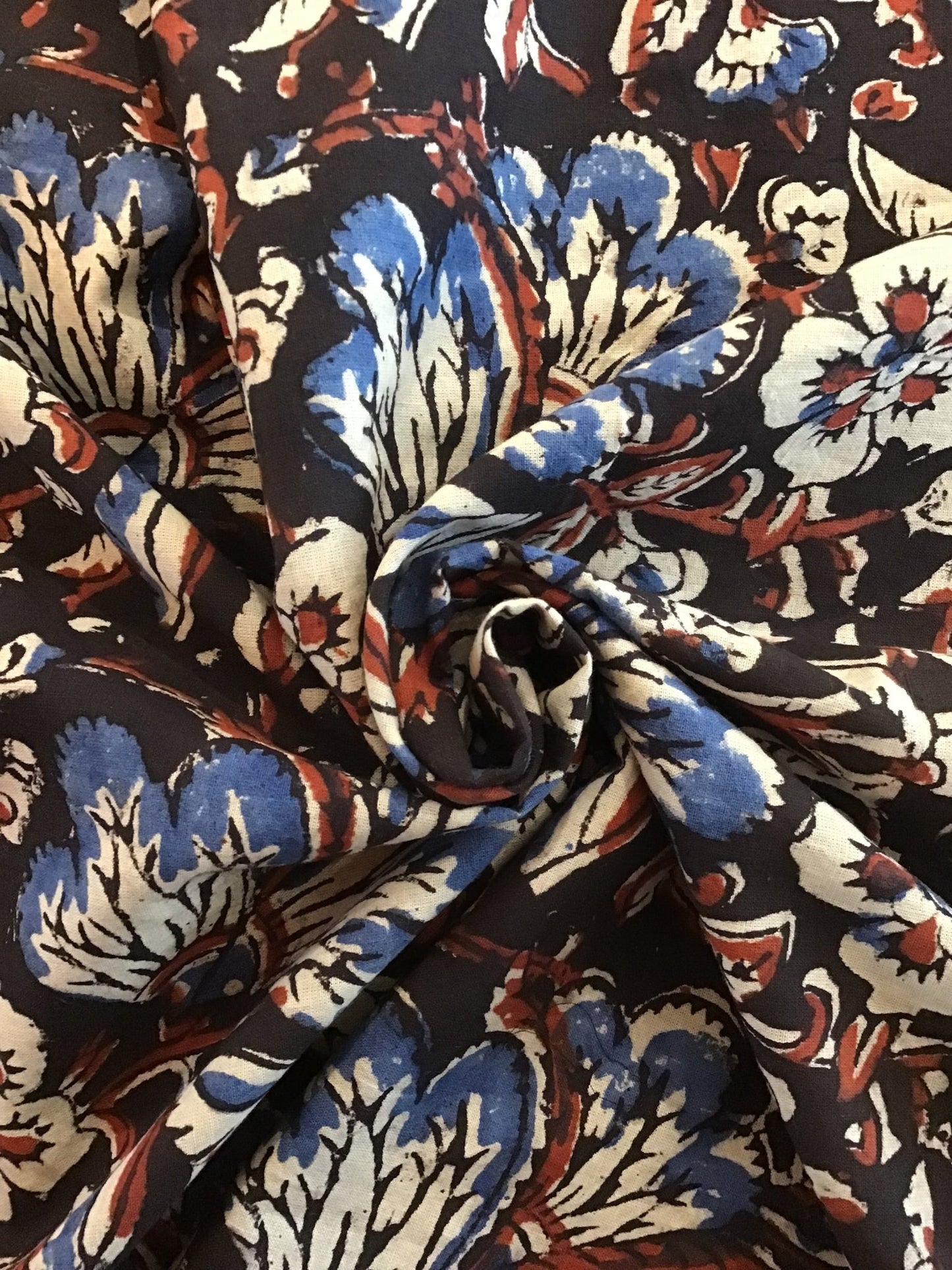 Large overall flower Block Printed Fabric - Violet Elizabeth - Haberdashery