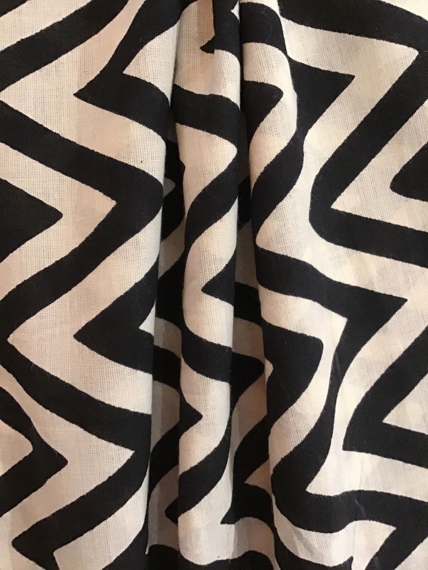 Monochrome shevron Screen Printed Fabric 100% Cotton - Violet Elizabeth - Haberdashery