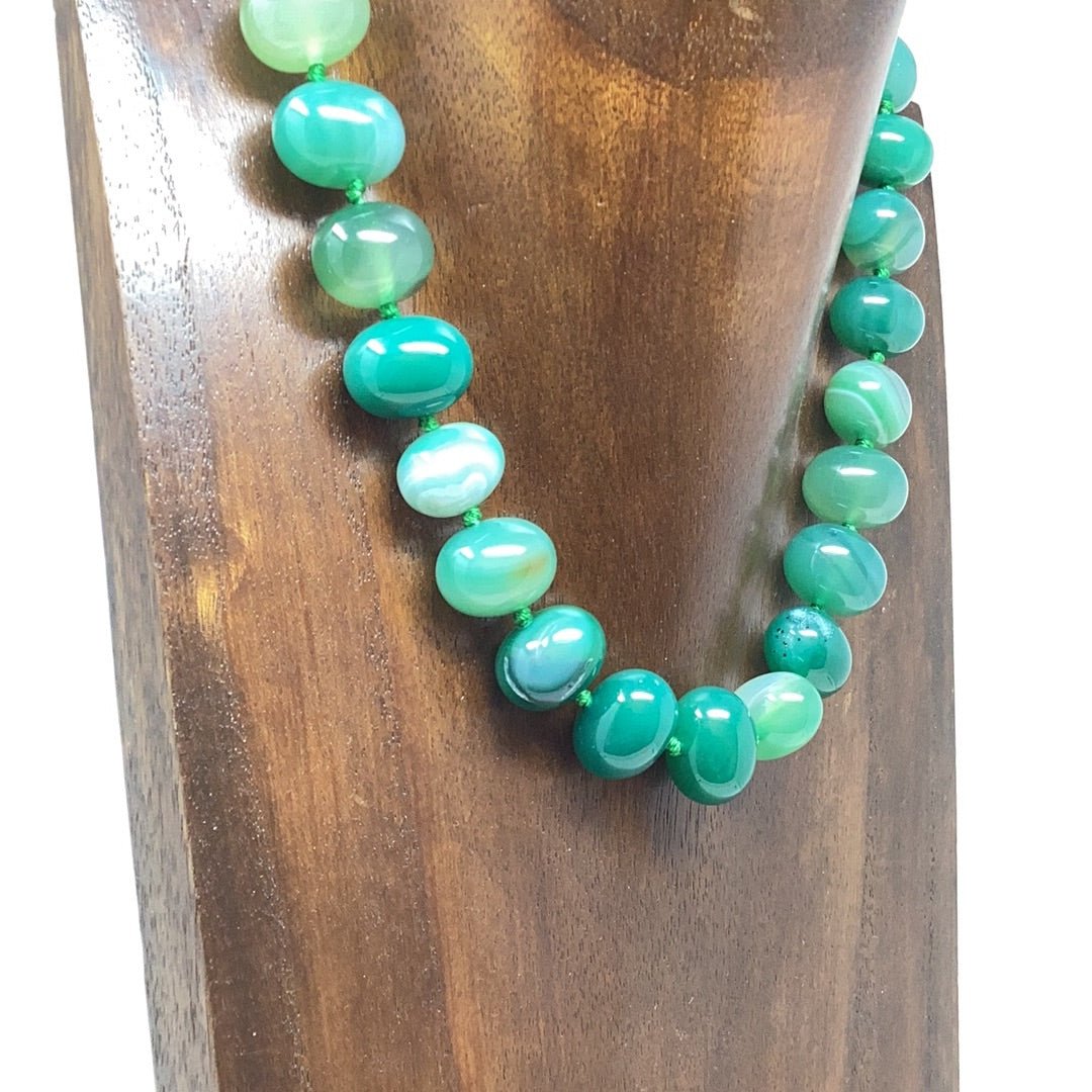 Oval Cut Agate Bead necklace - Violet Elizabeth - Jewellery