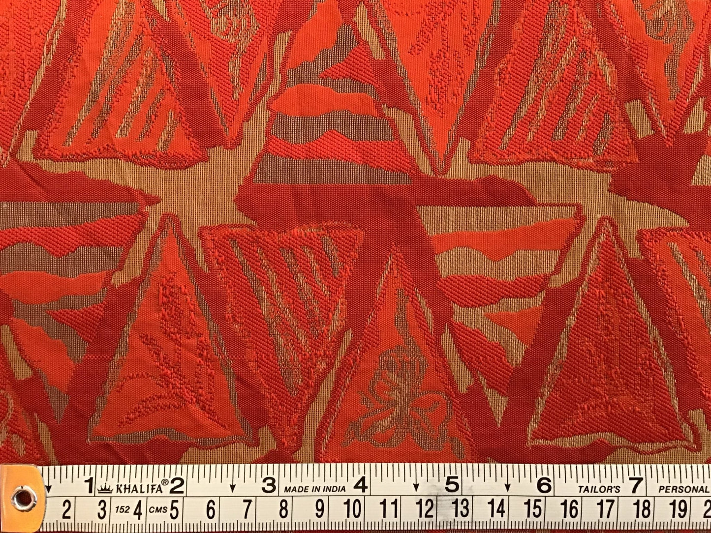 Red jaquard fabric - Violet Elizabeth - Haberdashery