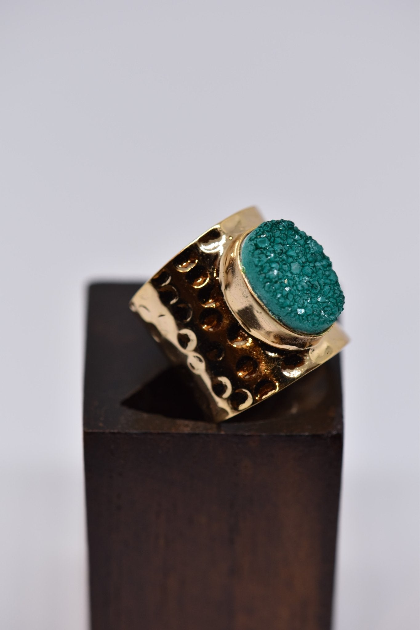 Sea Green Crystal Crush Agate Ring - Violet Elizabeth - Jewellery