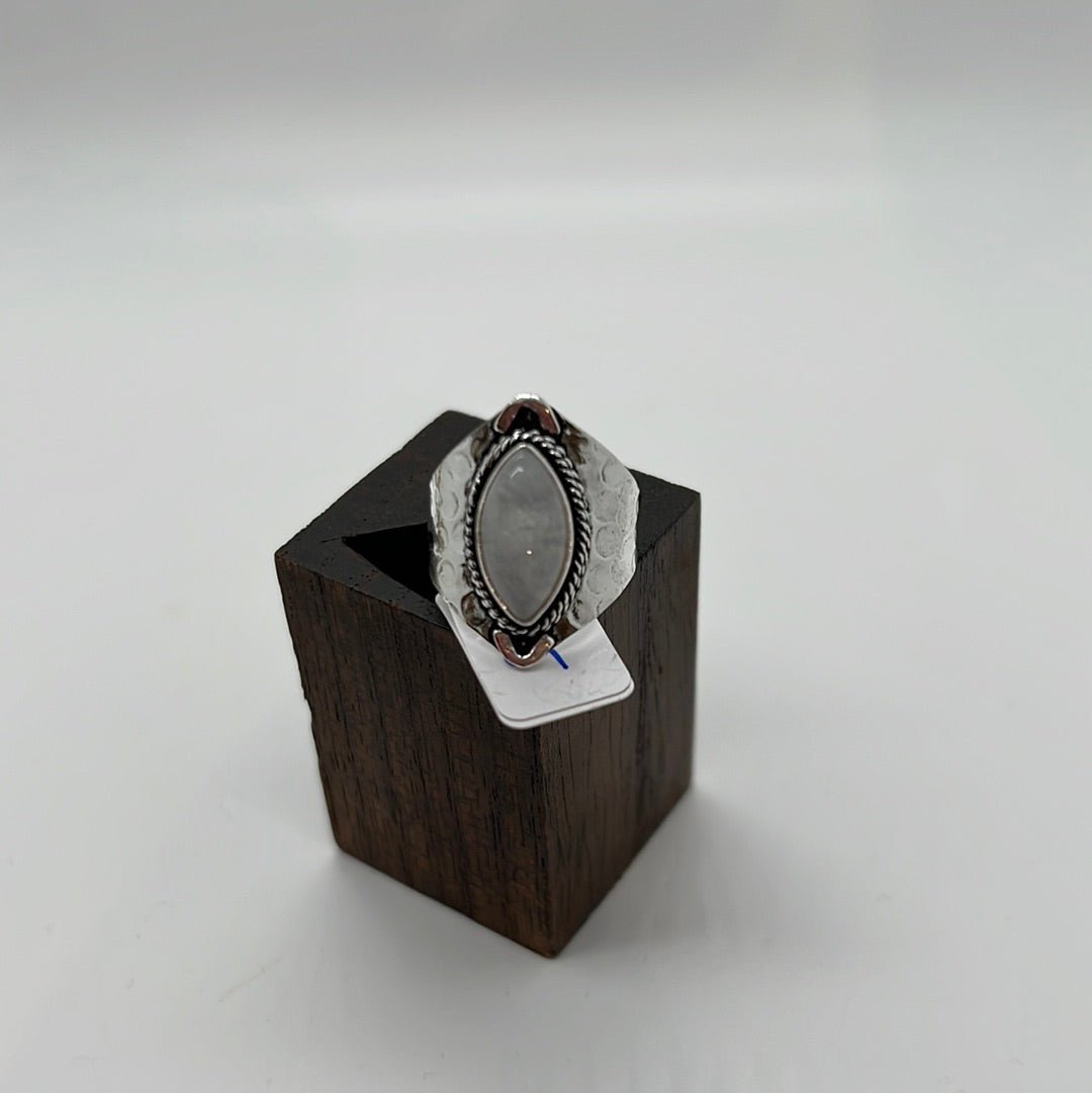 Sparkling Eyes - Violet Elizabeth - Jewellery