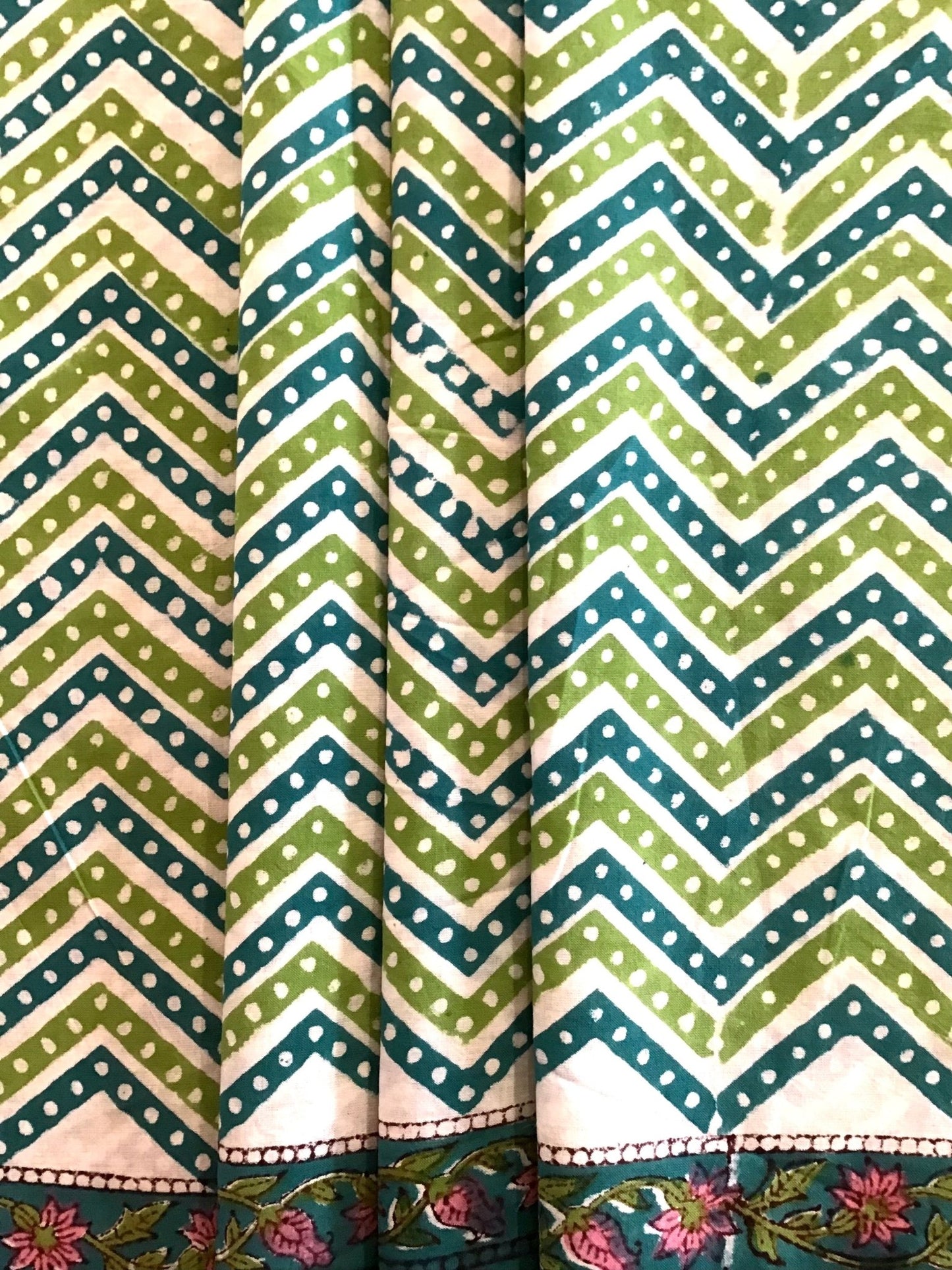 Zig zag dot Block Printed Fabric - Violet Elizabeth - Haberdashery