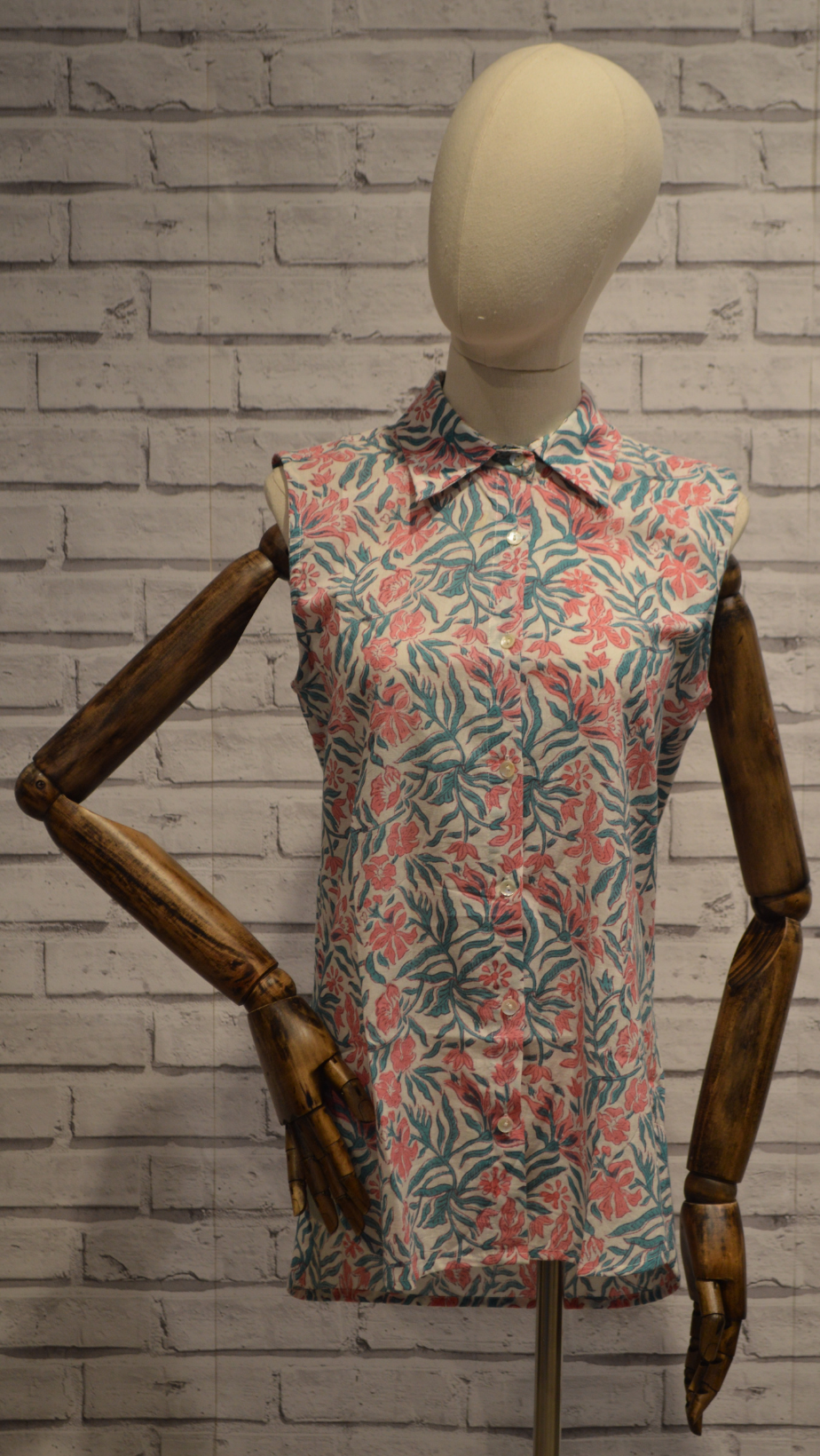 Sleeveless Pink&Blue cotton shirt - Violet Elizabeth