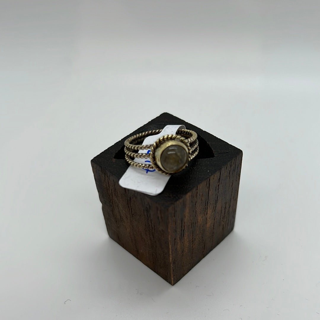 Elvis's quiff Brass Ring: Various Stones - Violet Elizabeth - Jewellery