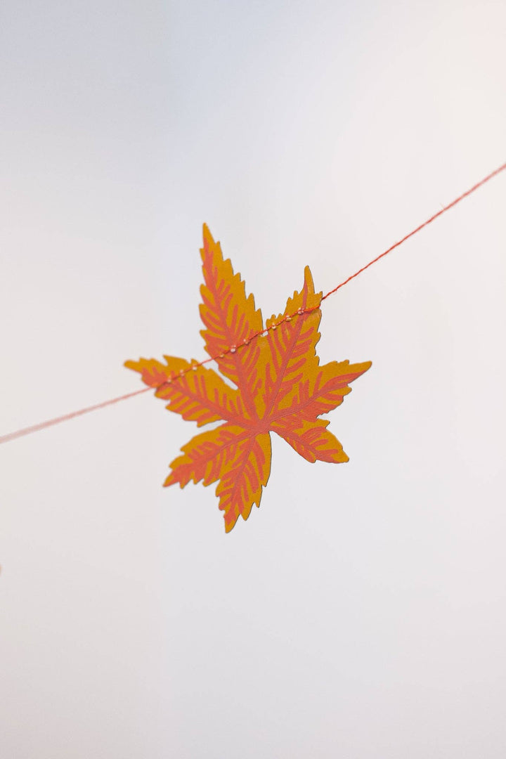 UK/EU: Autumn Leaves Sewn Garland