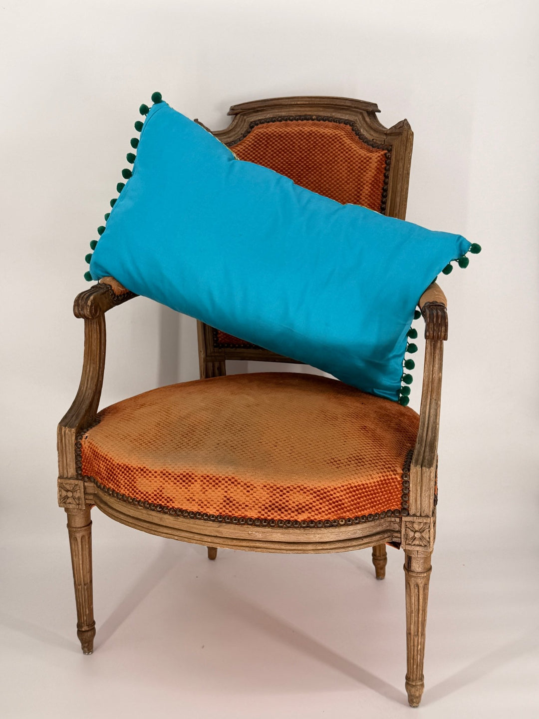 16x26" Lumbar Cushion 😍 - Violet Elizabeth - 