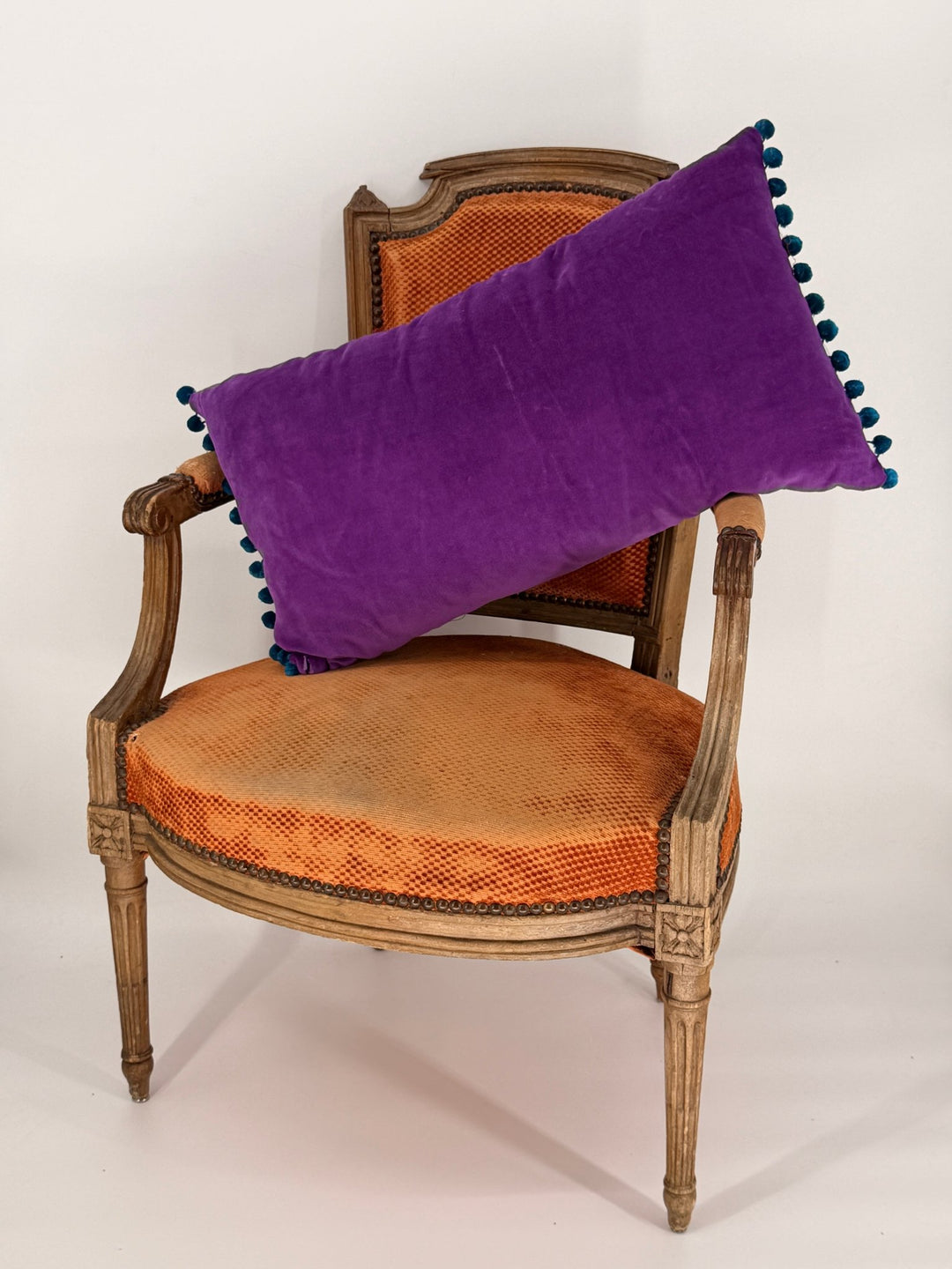 16x26" Lumbar Cushion 😍 - Violet Elizabeth - 