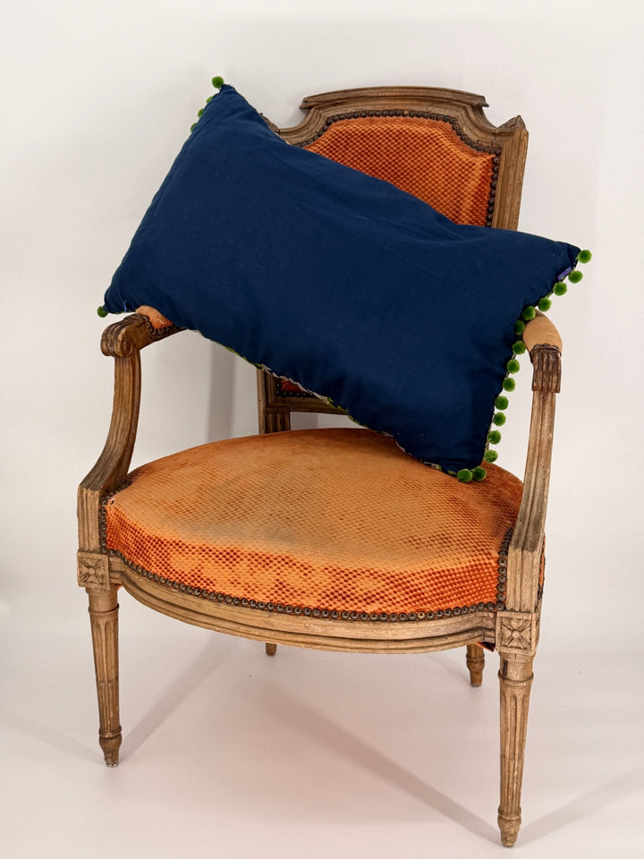 16x26" Lumbar Cushion 😍 - Violet Elizabeth - 