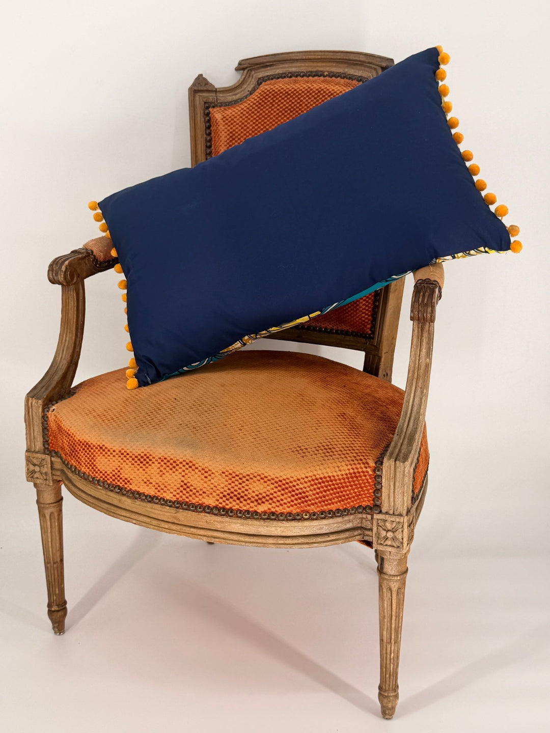 16x26" Lumbar Cushion 😍 - Violet Elizabeth - 