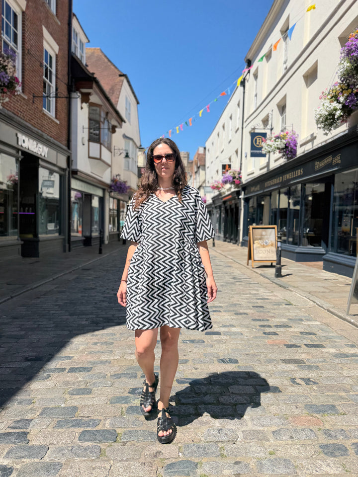 Chevron Mai Tai: Knee Length Summer Dress