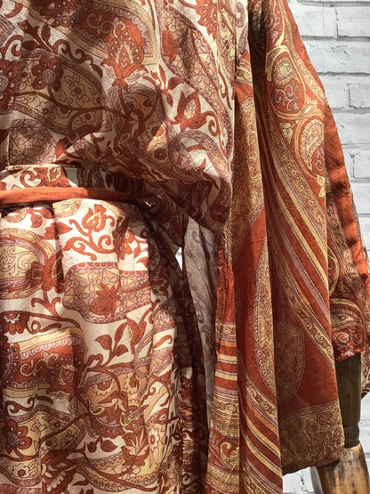 Rusty-Tipped Page kimono - Violet Elizabeth