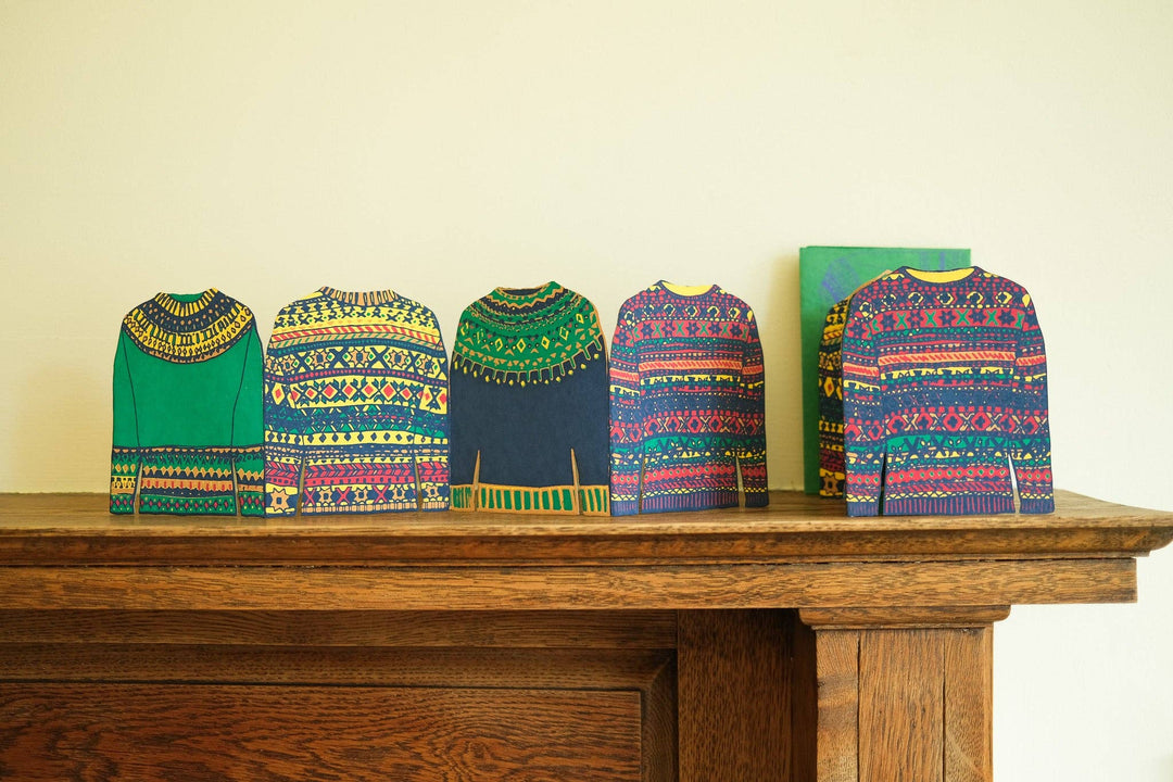 UK/EU: Festive Sweater Concertina Card