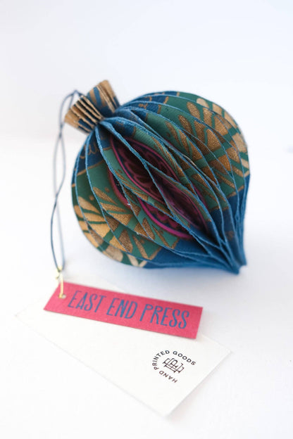 Blue Bauble Honeycomb - Violet Elizabeth - 