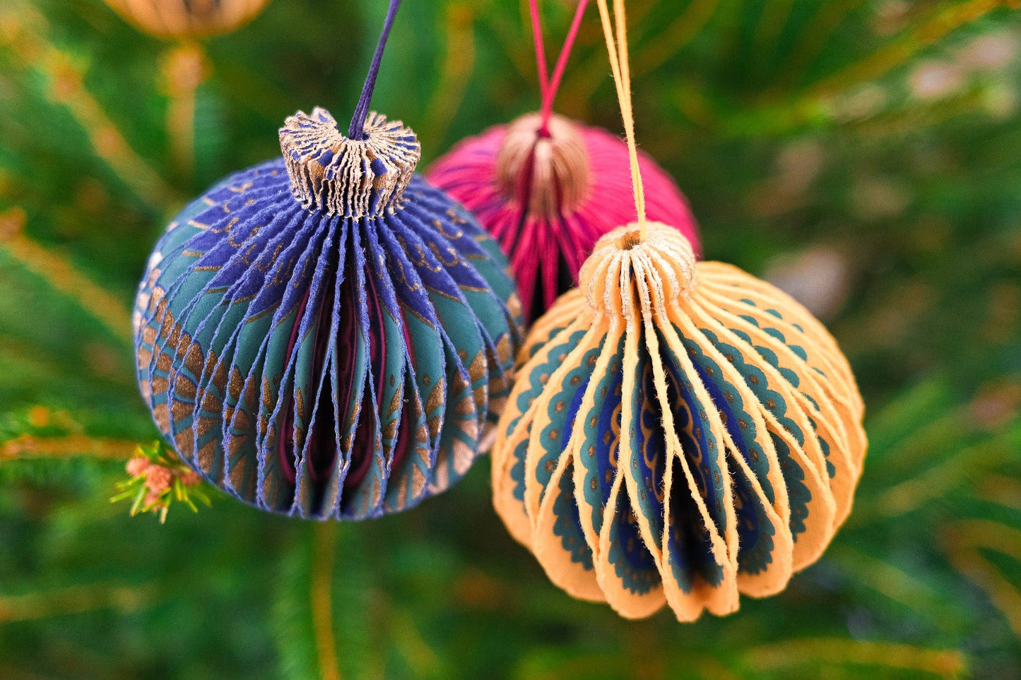 Blue Bauble Honeycomb - Violet Elizabeth - 