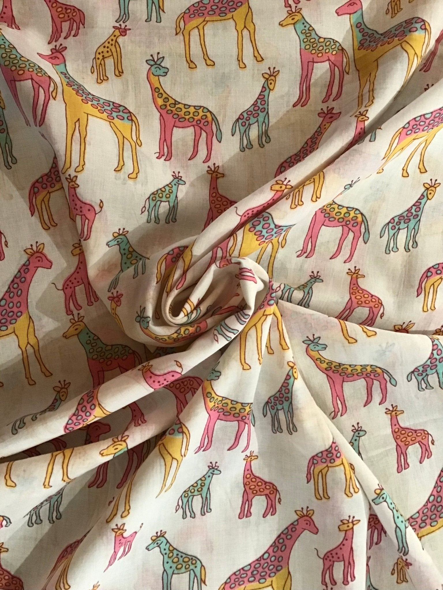 Candy giraffes Screen Printed Fabric 100% Cotton - Violet Elizabeth - Haberdashery