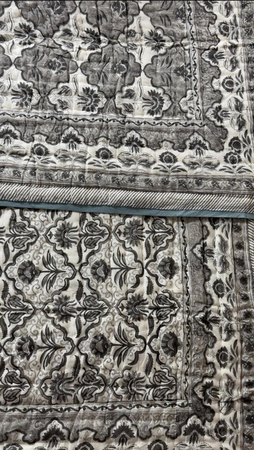 Casablanca - Violet Elizabeth - Linens & Bedding