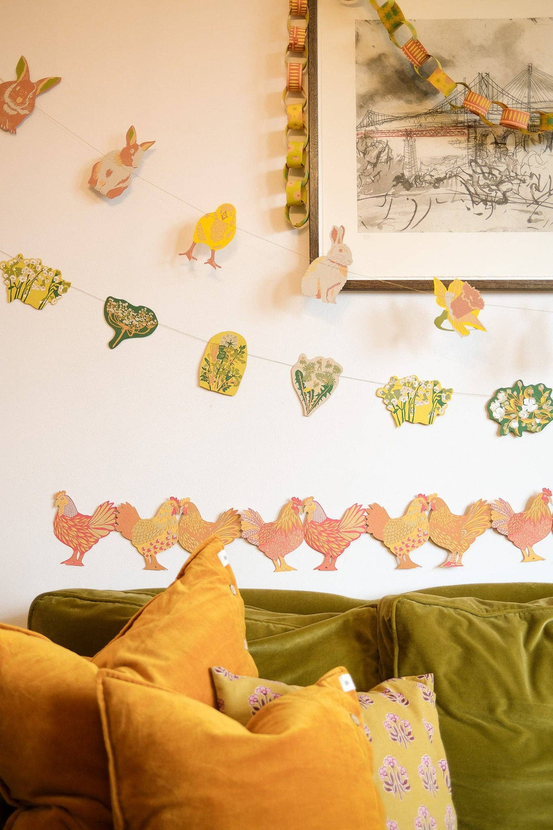 Chickens Concertina Garland - Violet Elizabeth - 