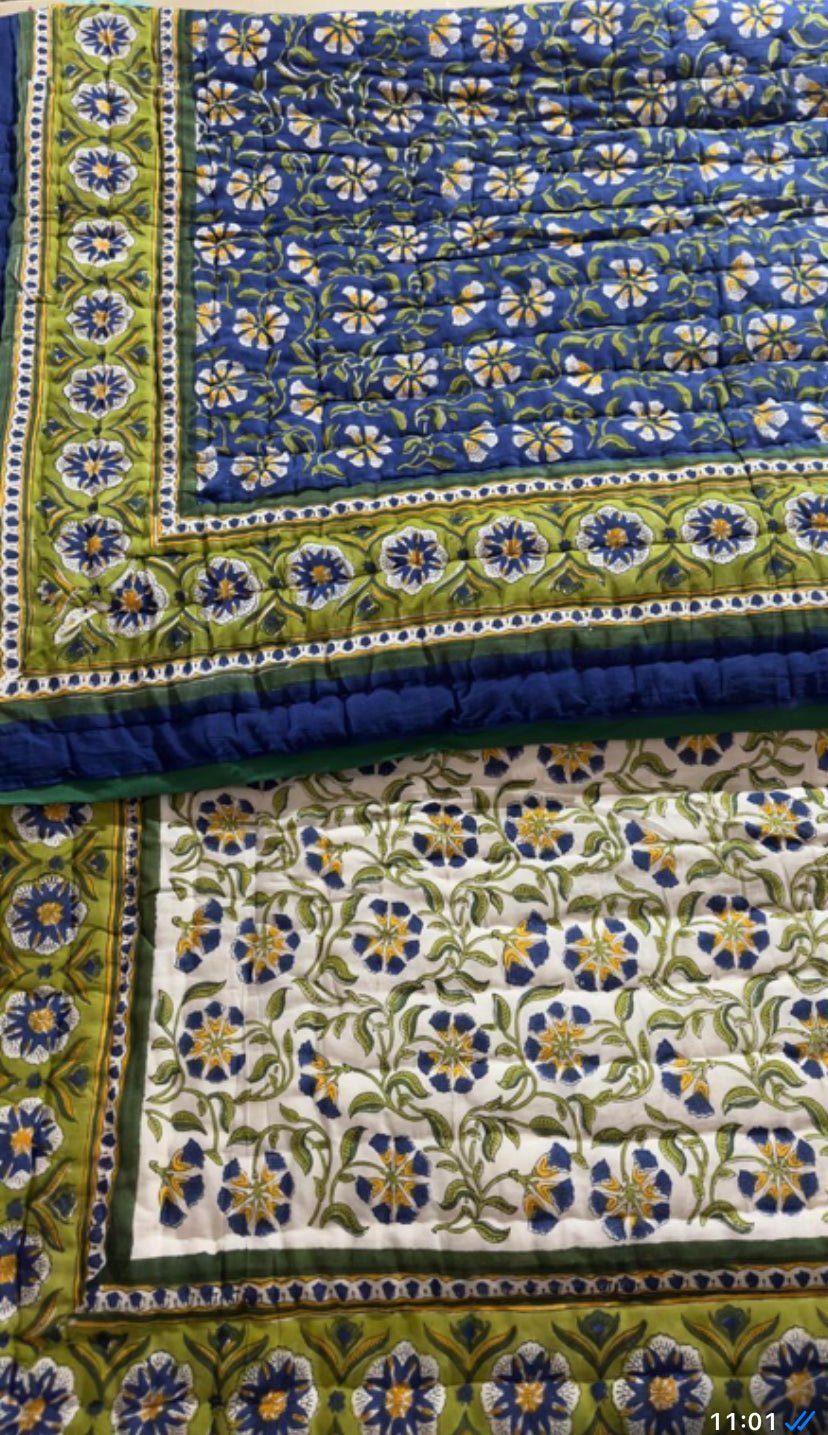 Cottage garden - Violet Elizabeth - Linens & Bedding