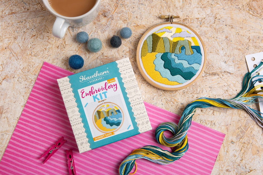 Dorset Days Mini Embroidery Kit | Complete Craft Kit for Beginners - Violet Elizabeth - Haberdashery