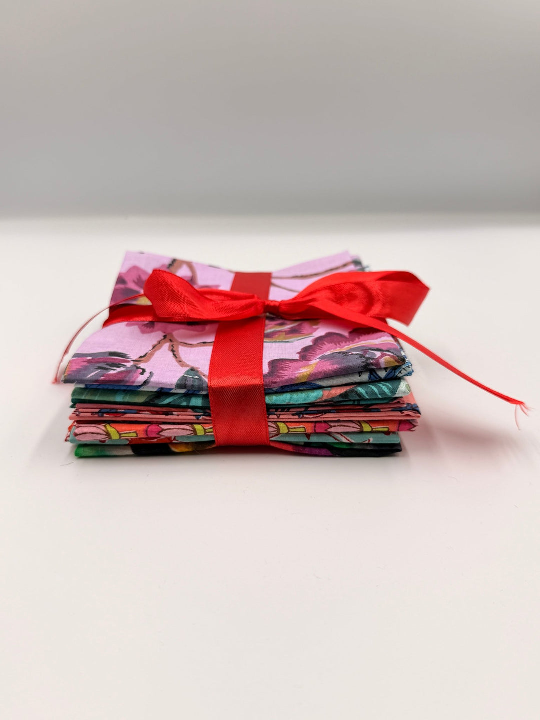 Fat Quarter Bundle - Florals - Violet Elizabeth - 
