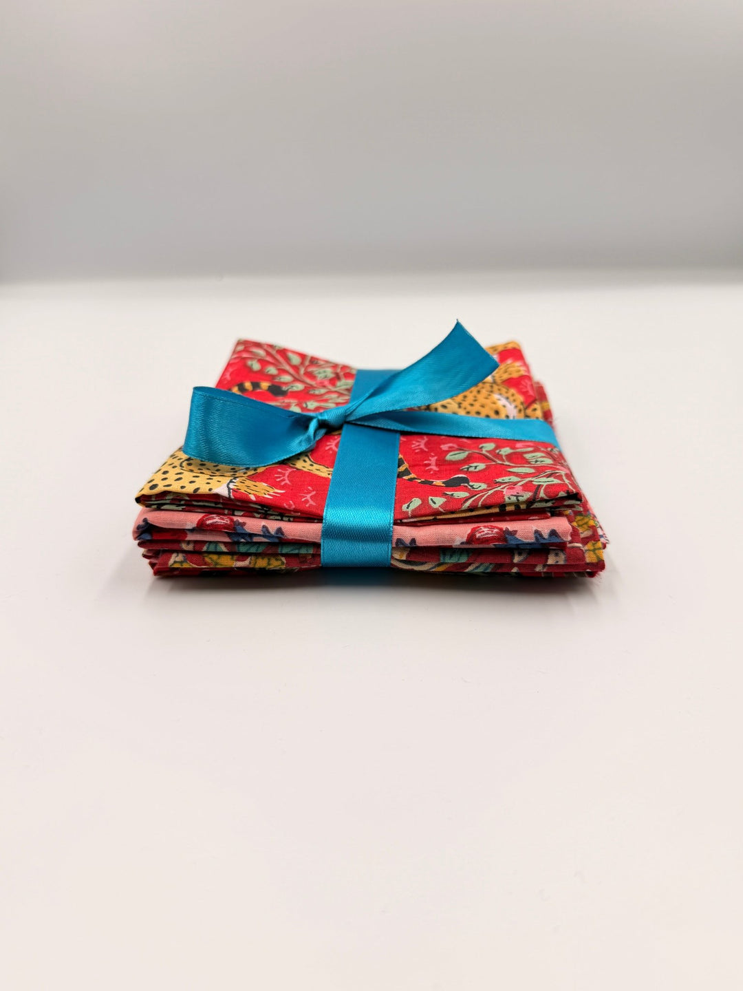 Fat Quarter Bundle - Reds - Violet Elizabeth - 