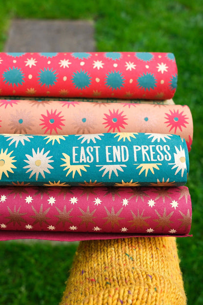 Festive Gift Wrap: Copper Bloom - Violet Elizabeth - 