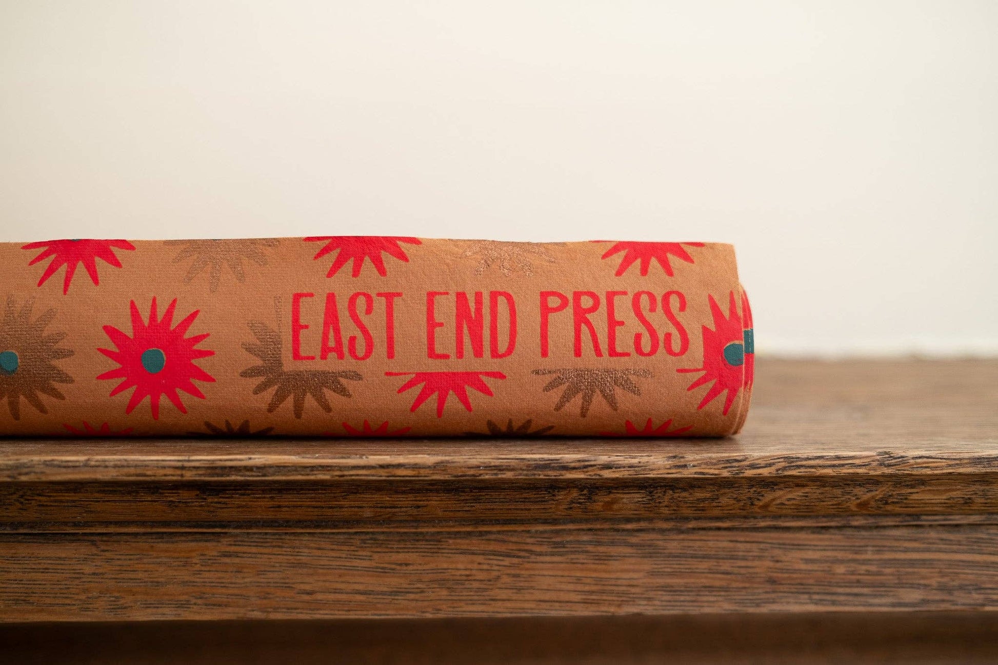 Festive Gift Wrap: Copper Bloom - Violet Elizabeth - 