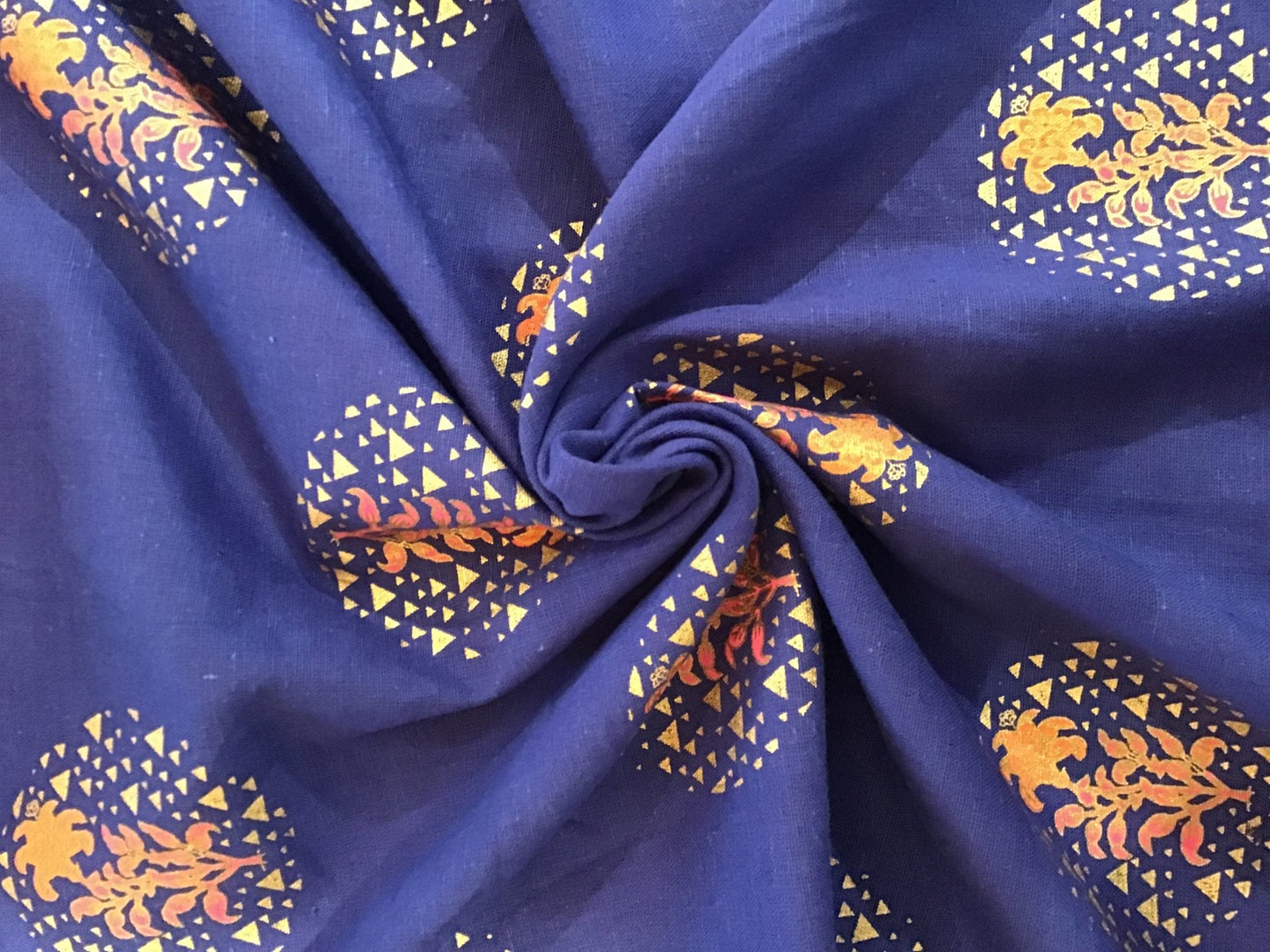 Golden circles Screen Printed Fabric 100% Cotton - Violet Elizabeth - Haberdashery