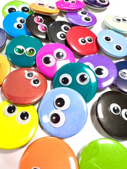 Googly Eye Button Pin Badge assortment - Violet Elizabeth - 