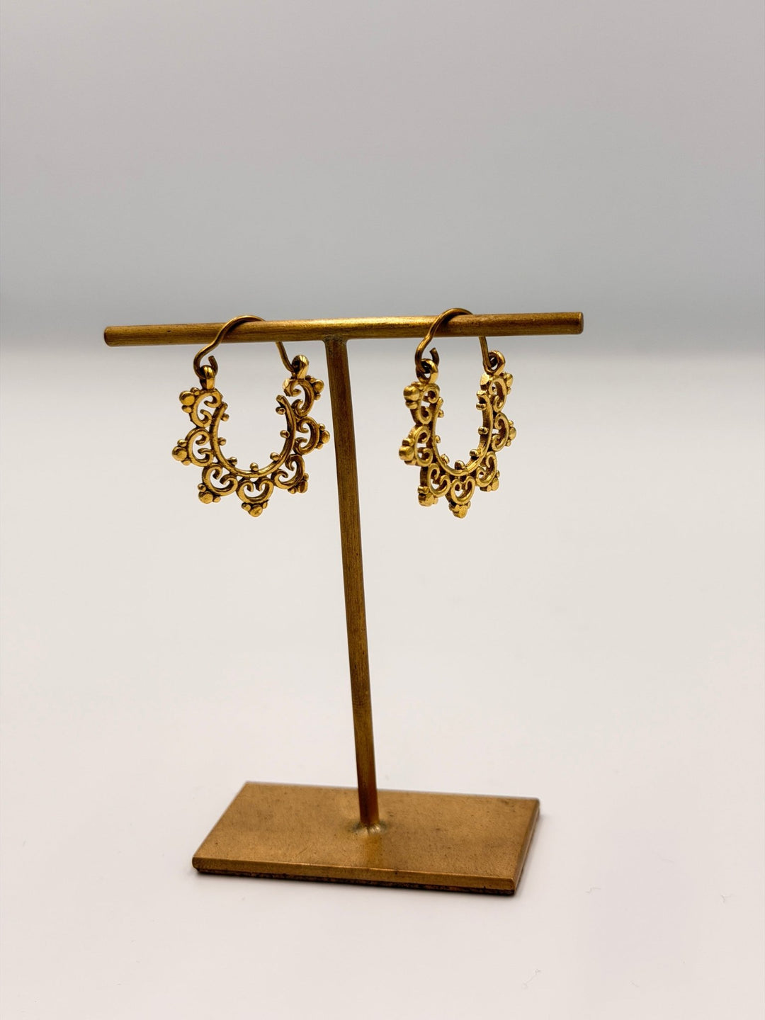 Hearts A Stir Hoop Earring - Violet Elizabeth - Jewellery