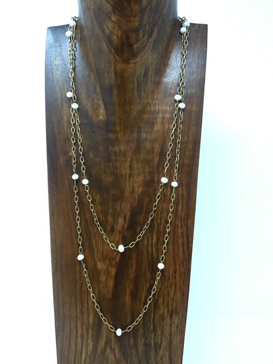 Fresh Water Pearls on looped chain - Violet Elizabeth