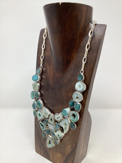 Asymmetric Agate necklace - Violet Elizabeth
