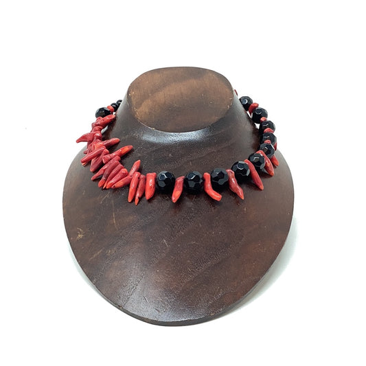 Devil’s Smile necklace - Violet Elizabeth