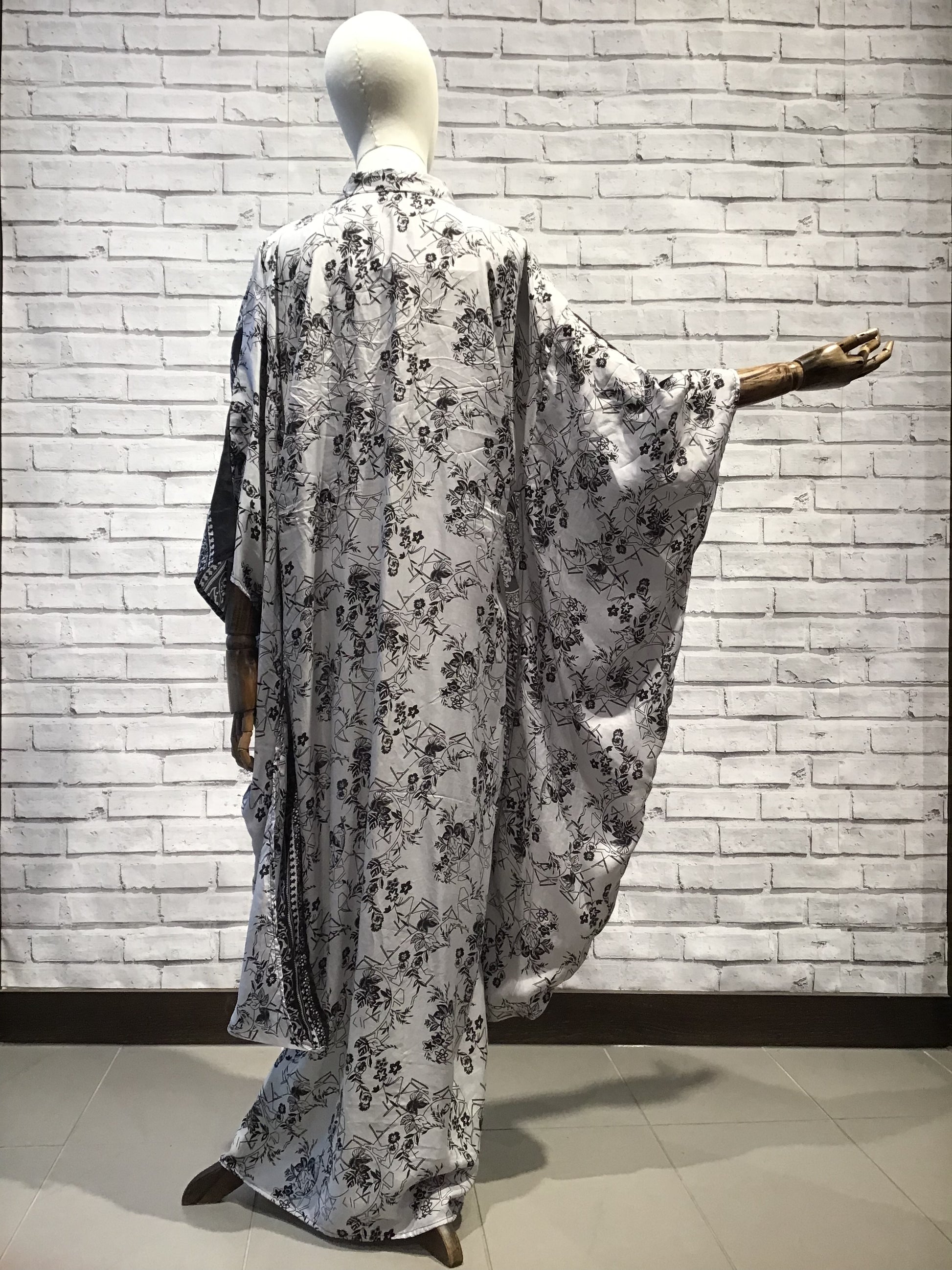Silver Goddess silk kimono - Violet Elizabeth