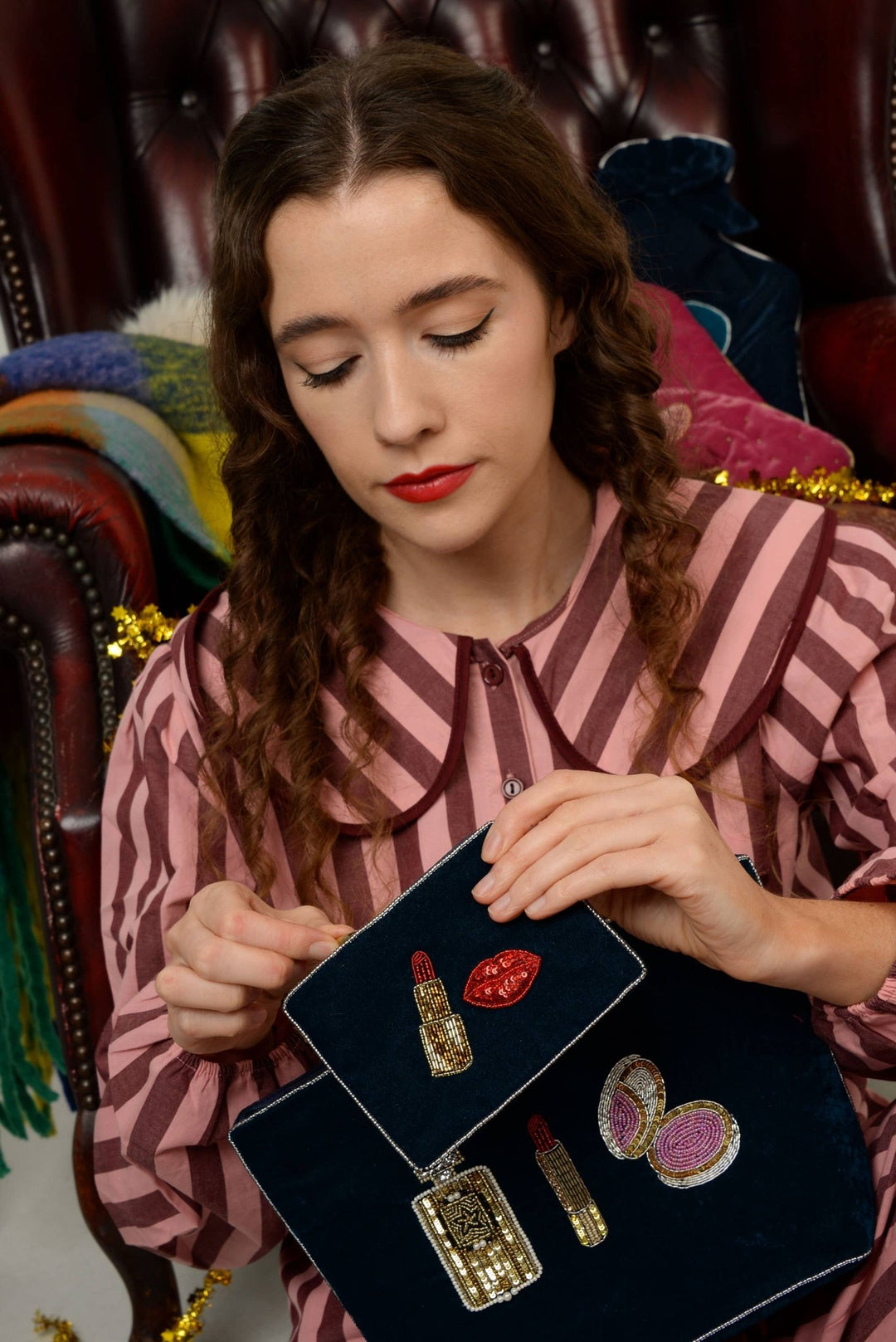 MAKE UP LIPSTICK & LIPS SMALL POUCH - Violet Elizabeth - Apparel & Accessories