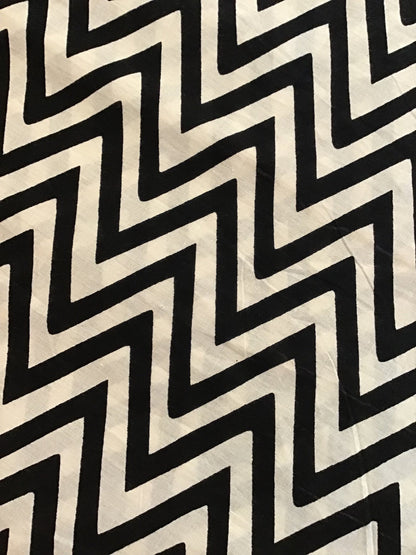Monochrome shevron Screen Printed Fabric 100% Cotton - Violet Elizabeth - Haberdashery