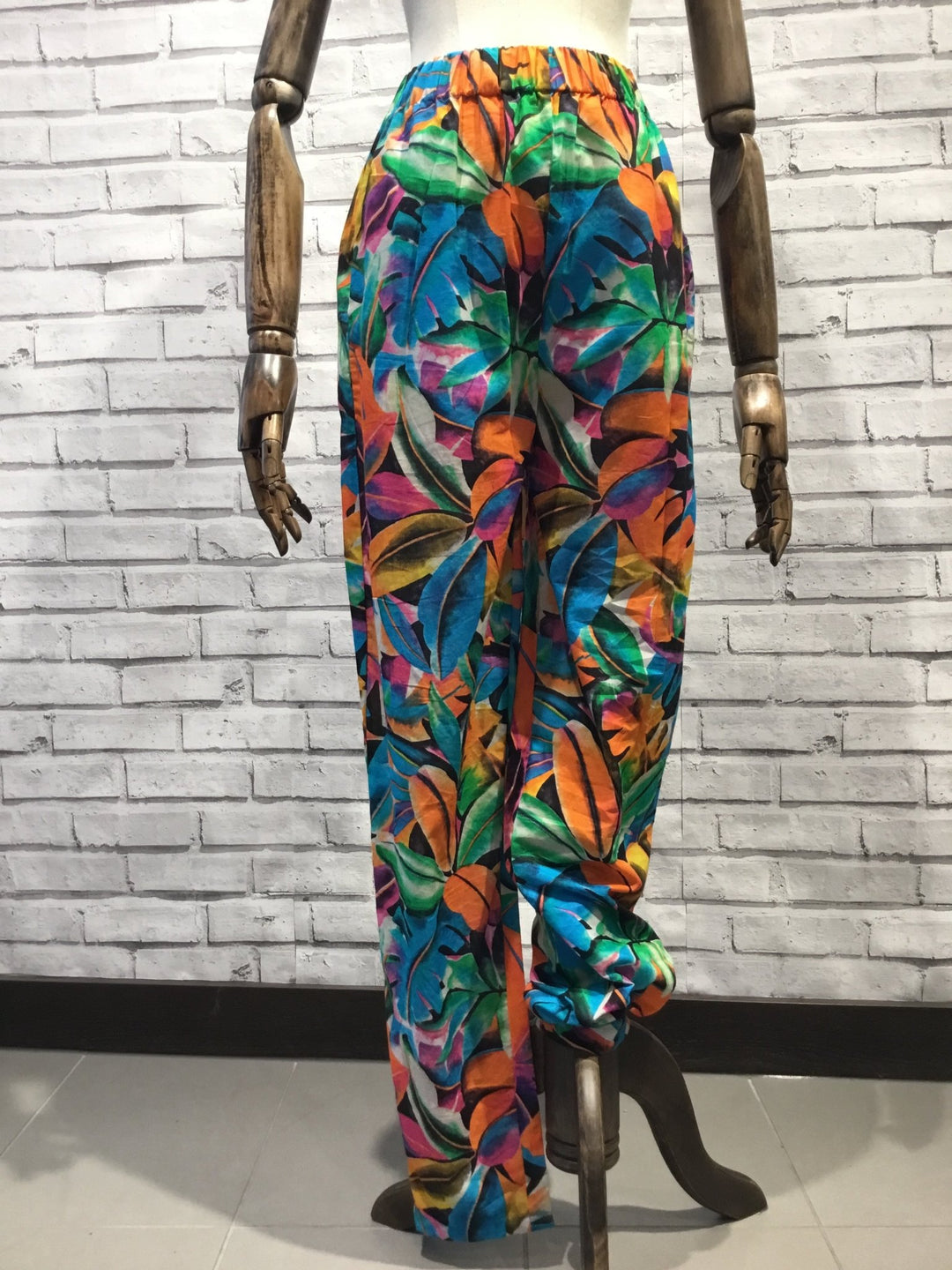 Multicoloured tropical leaf Print Trousers - Violet Elizabeth - Clothing