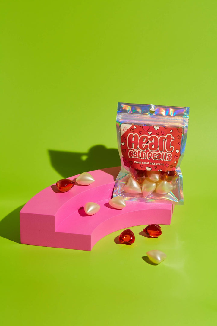 Pack of 10 Heart Bath Pearls. Strawberry and Vanilla Scented - Violet Elizabeth - 